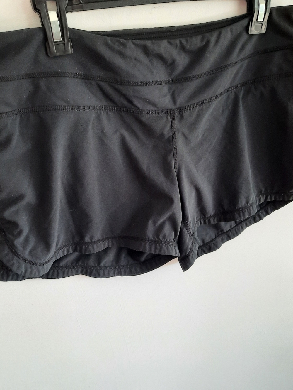 Lululemon "Speed Shorts" Black 3.5" Athletic Running Shorts Women's Size 8 Lined